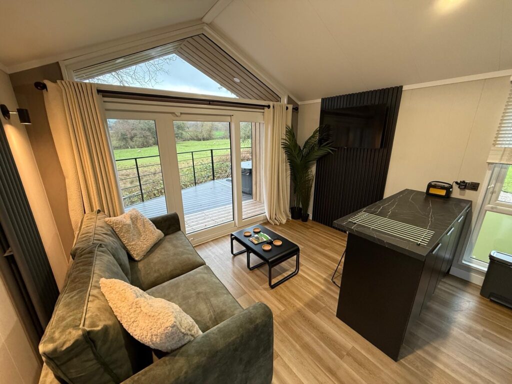 49043f85-9f72-47f7-8175-96c099cfec21