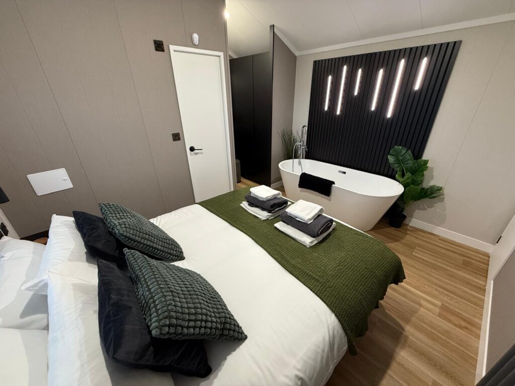 d14ae7b6-b1fe-4e76-b1f8-77b9ff4ec112